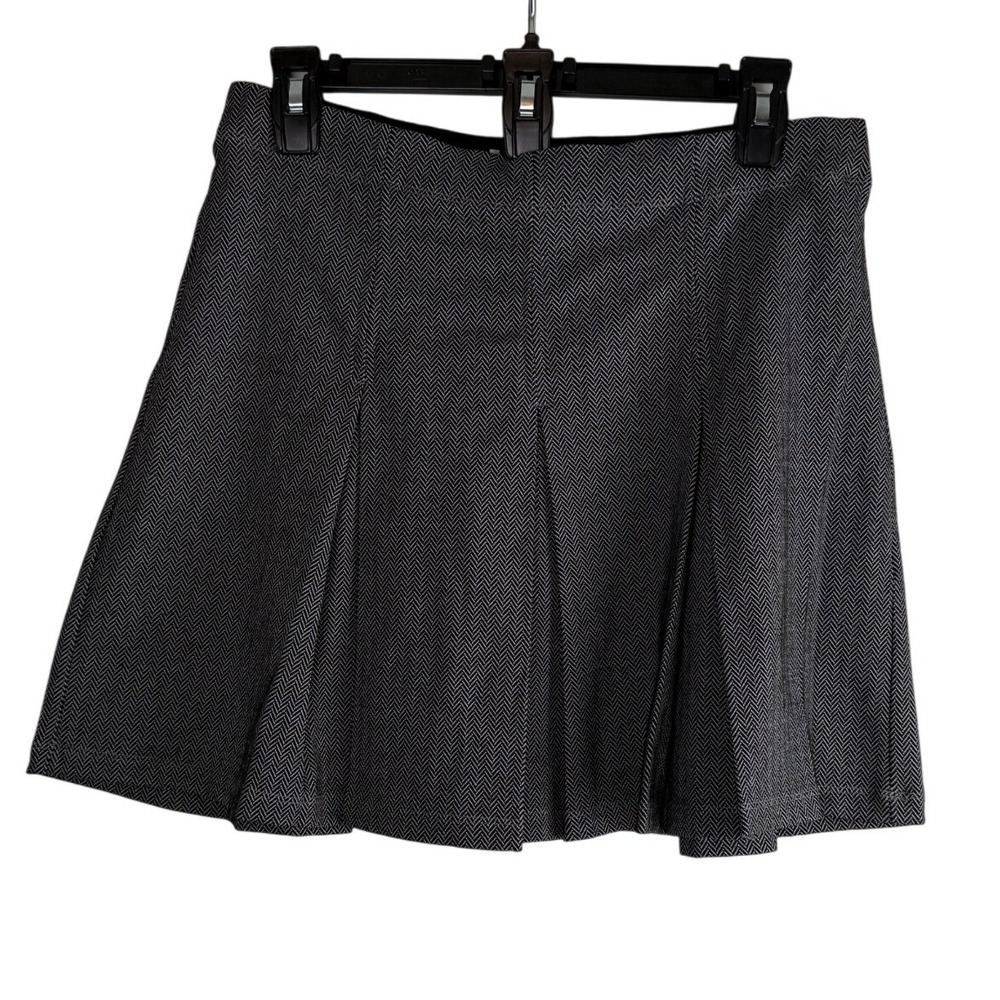 Max Studio Black‎ White Herringbone Pleated Mini Skirt Size M NWT 2707Q12